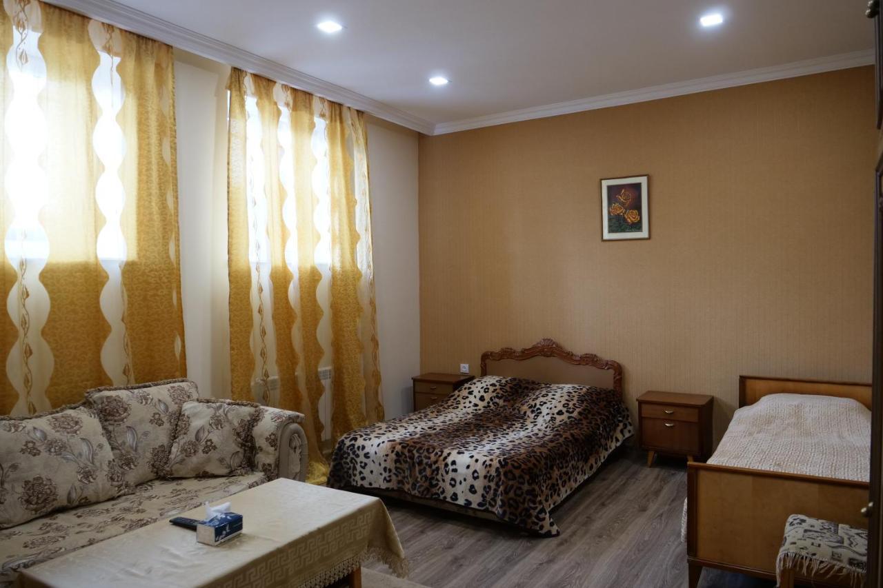 Guest House Kumayri Ghiumri Exterior foto